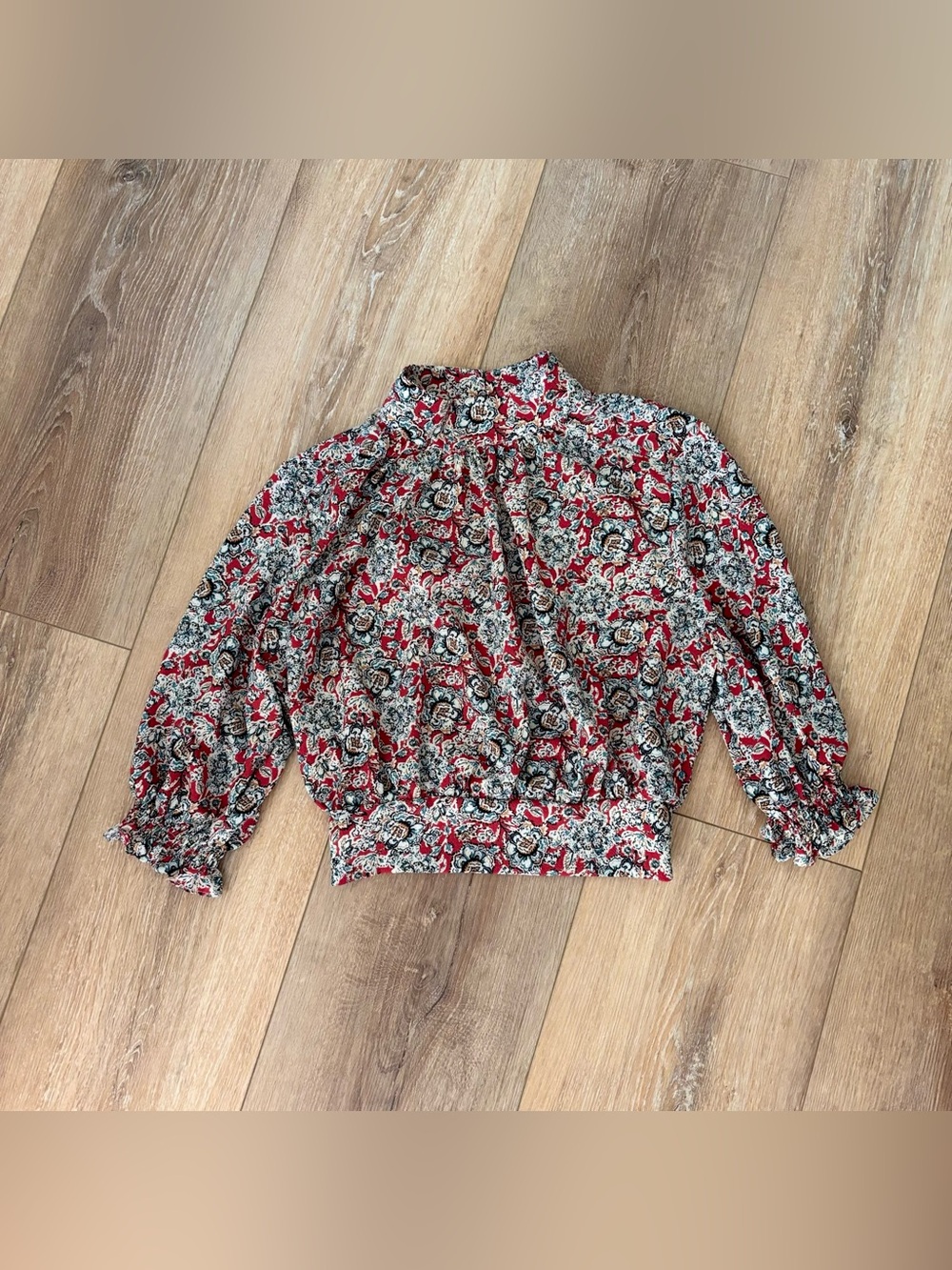 Stem & Vine Multi Color Floral Mock Neck Blouse Smocked Cuffs Open Back Medium